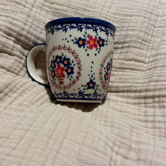 Vena Polish Pottery Floral Ceramic Mug - Picture 3 of 4